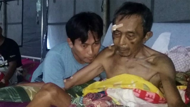 السلطات الإندونيسية: مقتل 385 شخصا بزلازل وتسونامي سولاويزي