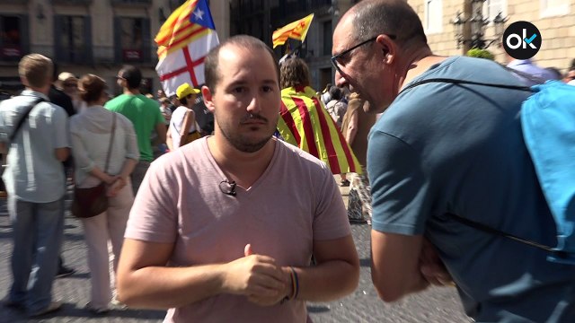 Independentistas increpan a un periodista de OKDIARIO