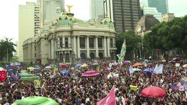 Protestos contra Bolsonaro no Brasil e no exterior