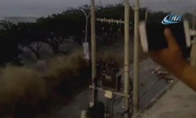 Endonezya’da deprem ve tsunami