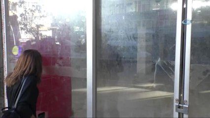 Mahsur Kalan Kedi Kurtarma Ekiplerine Zor Anlar Yaşattı