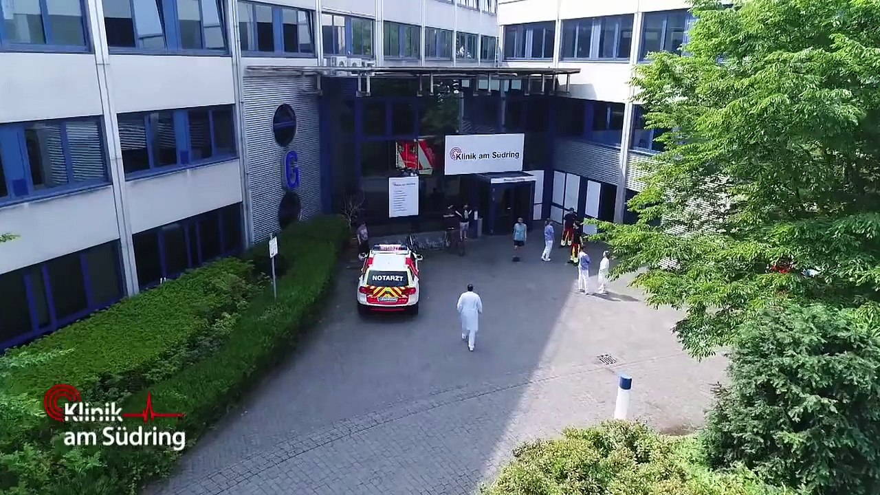 Krasse Geburt im Fahrstuhl: 24-Jährige schafft es nicht in Kreißsaal | Klinik am Südring | SAT.1 TV