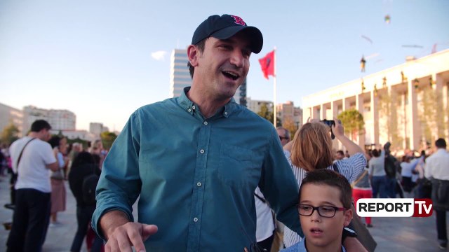 Shfaqje muzikore dhe akrobaci në sheshin 'Skënderbej', Veliaj: E ardhmja e Tiranës është plot gëzim