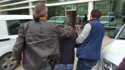 Samsun'da Kavgada Bir Kişiyi Bıçakla Öldüren Zanlı Adliyeye Sevk Edildi