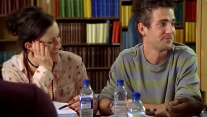 Afterlife S02  E05 Mirrorball - Part 01