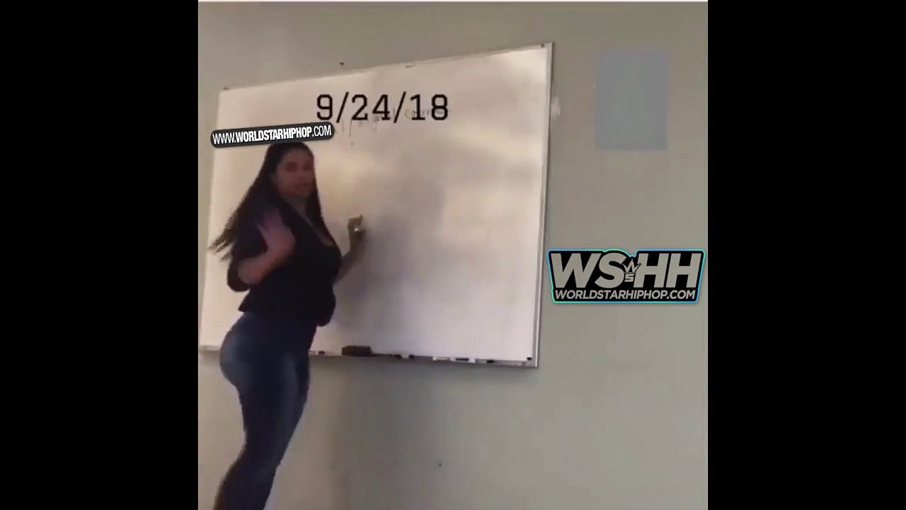 Student Records His Hispanic Teacher’s Huge!
