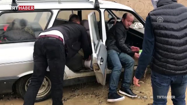 Sakarya ve Kocaeli'de sağanak yağış sele yol açtı