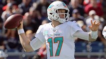 Ryan Tannehill threads needle to Kenny Stills for 22-yard gain