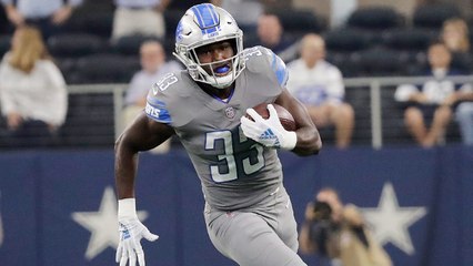 Kerryon Johnson starts off the game dashing for 32 yards