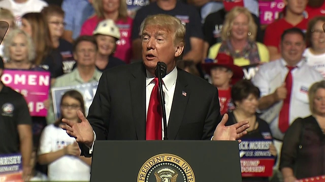 Trump dice que él y Kim Jong-un "están enamorados"