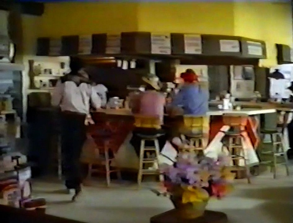 Maximum Overdrive (1986) - VHSRip - Rychlodabing (2.verze)