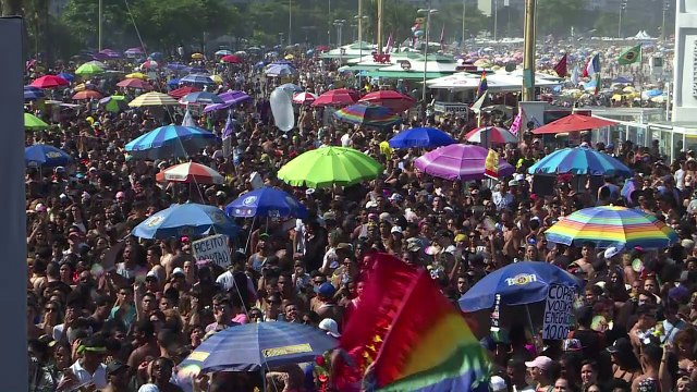 Vote por ideas, no por personas , pide marcha LGBTI en Brasil