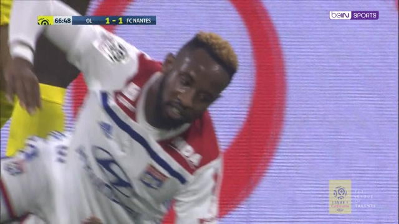 Former Celtic star Moussa Dembele inches away from goal of the season contender