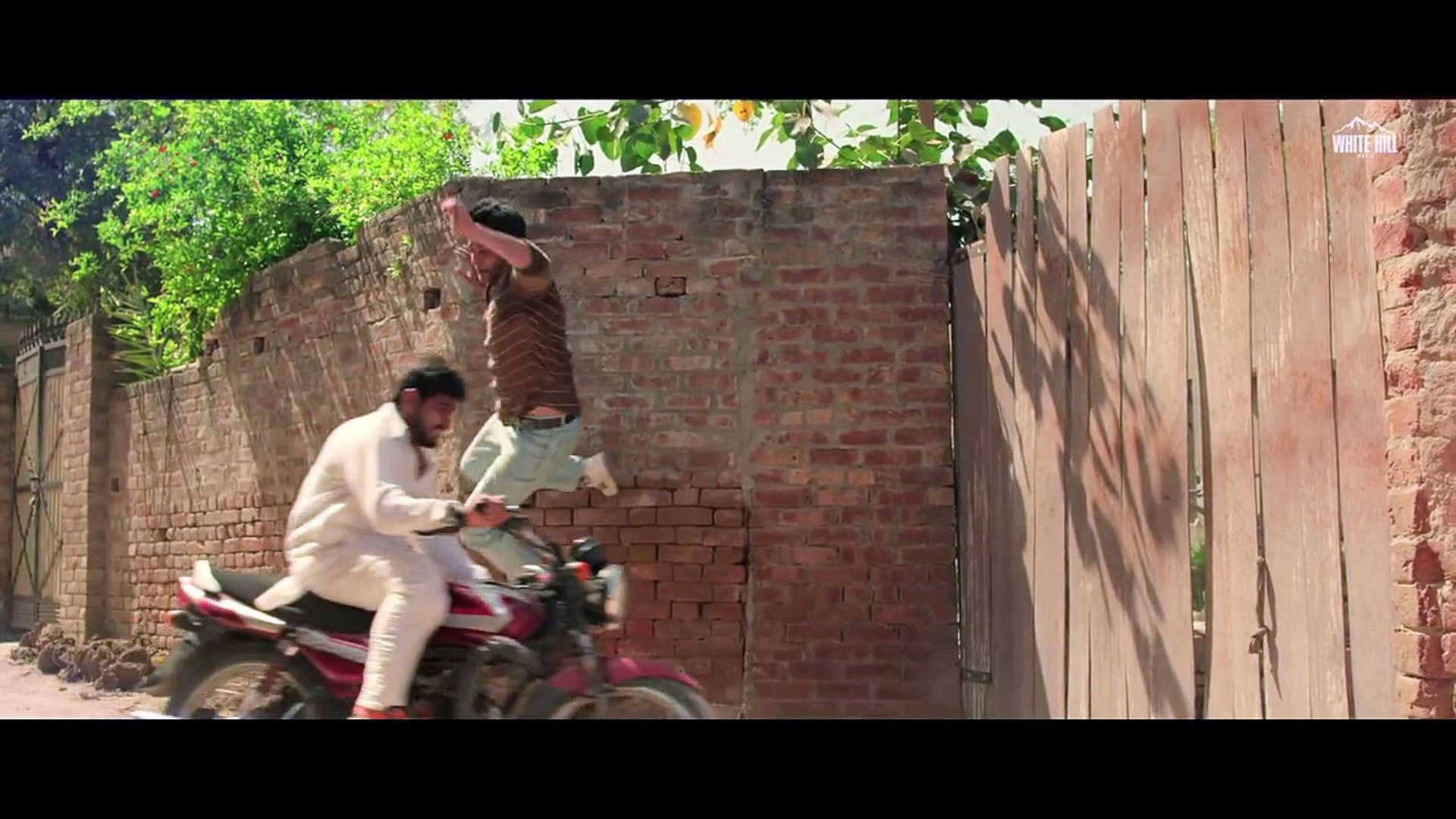 Dollar Sidhu Moose Wala Dakuaan Da Munda - HDYaaar.Com