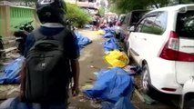 Tsunami In Indonesia Kills Hundreds