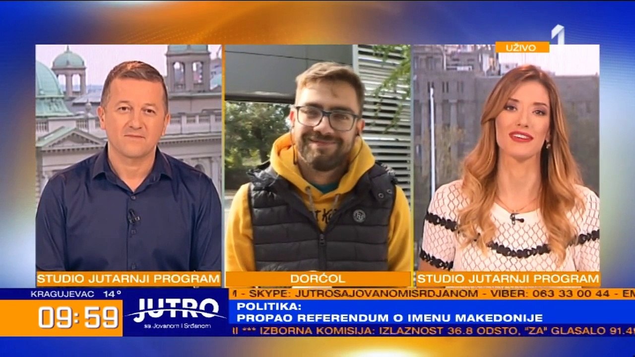 NOVAK OTKRIO DA LI JE LOPTA TREBALA DA LETI U FEDEREROVU ZADNJICU: Srpski  teniser otkrio šta stoji iza njegovog komičnog poteza na Lejver kupu! OVERIO SAM GA!