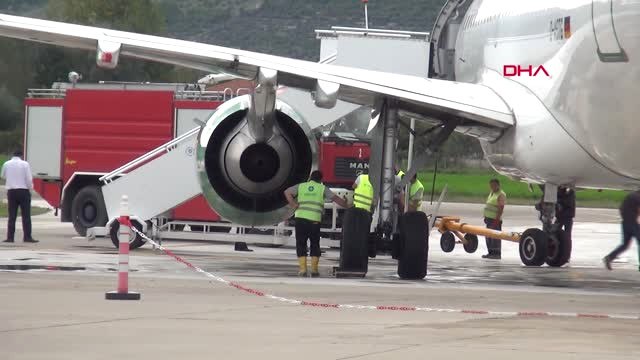 Zonguldak'ta Pistten Çıkan Uçak İçin Kurtarma Çalışması Devam Ediyor