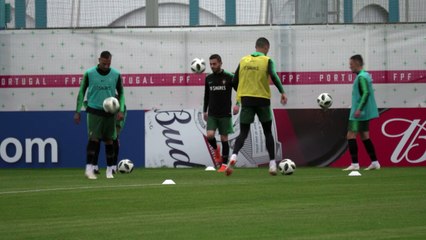 Ex-modelo acusa Cristiano Ronaldo de estupro