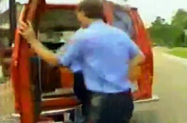 Rescue 911 S02 - Ep04  204 HD Watch