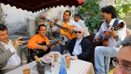 Quand Charles Aznavour improvisait un morceau avec les Gipsy Kings