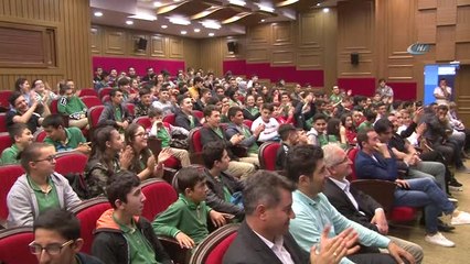 Nihat Kahveci: "Rize'de 3-0 Yenilmekten Daha Büyük Bir Facia Olmaz"