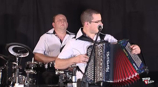 Cercle circassien par l' Orchestre Dominique et Stéphanie Floquet