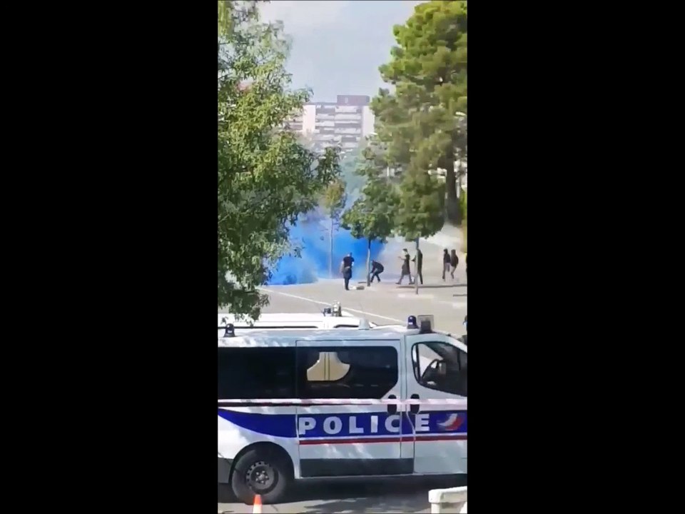 Incidents avant l'arrivée des supporters Nimois 30 09 2018