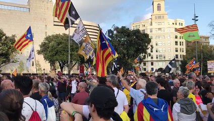 Plaça de Catalunya en l'aniversari de l'1-O
