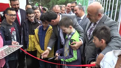 Devlet okulunda özel eğitim