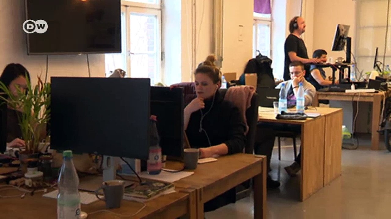 Shermin Voshmgir, Blockchain-Königin | DW Deutsch