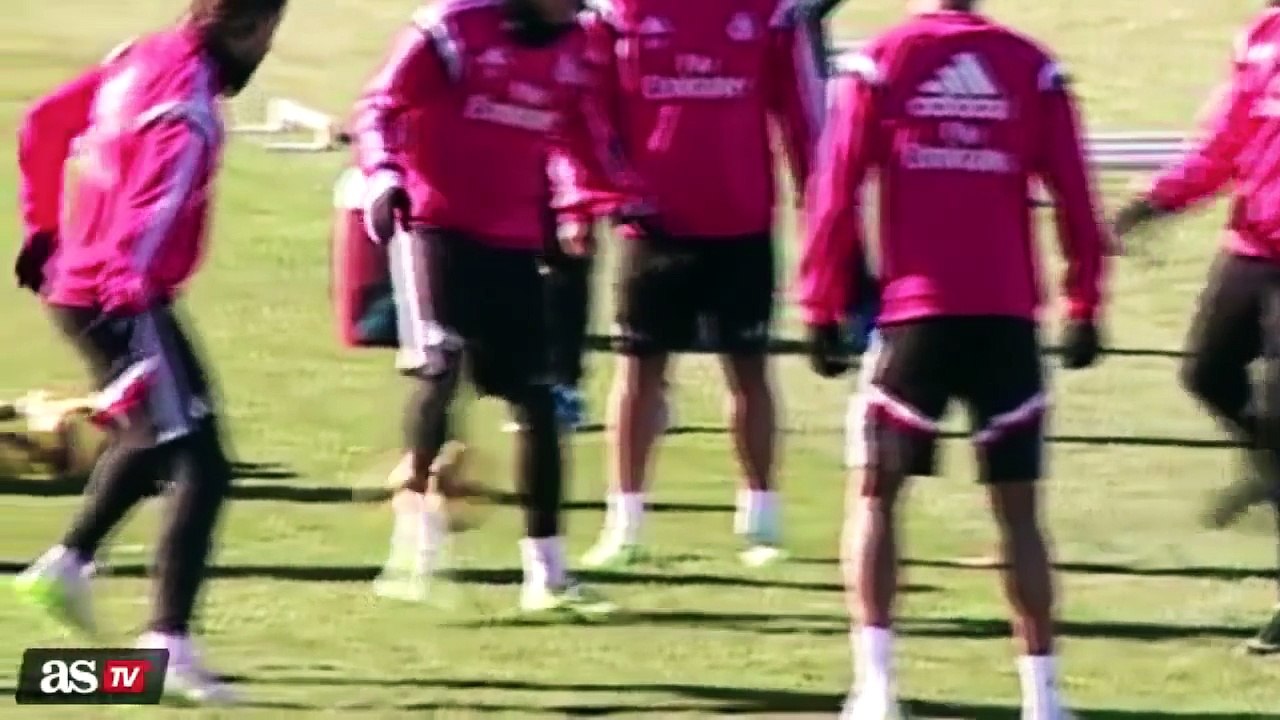 Cristiano Ronaldo ● Skills, Tricks, Freestyle in Training