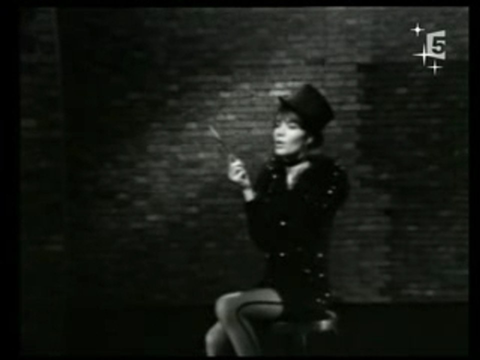 Françoise Hardy chante en Allemand