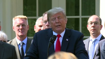 Trump celebra nuevo pacto comercial de EEUU, México y Canadá