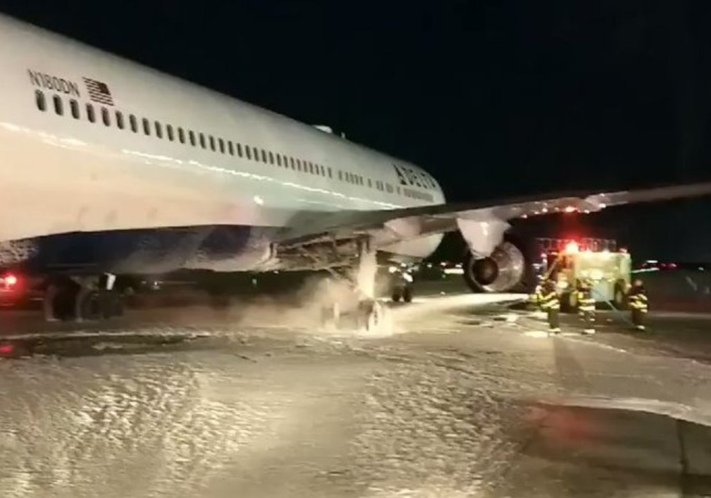 Delta Air Lines Aircraft Aborts Takeoff at JFK Airport After Landing