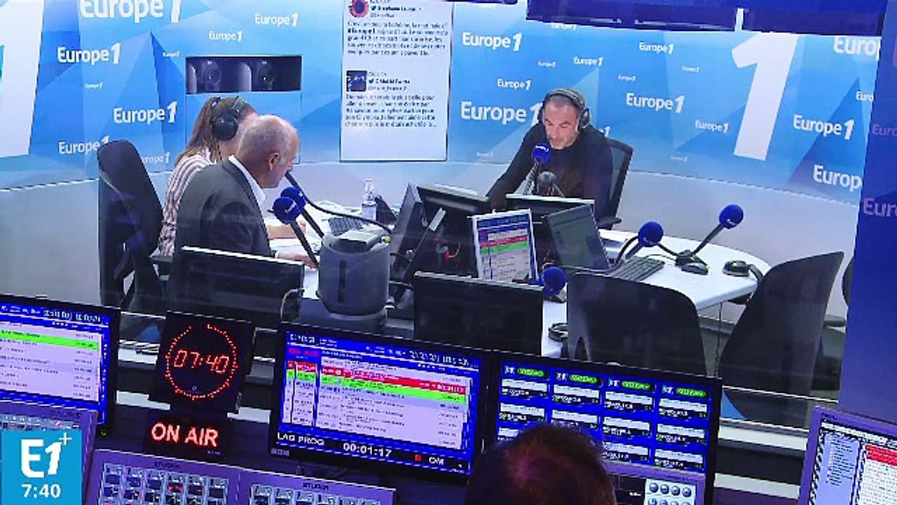 Charles Aznavour, un exemple d’intégration : un chanteur qui s’est aussi engagé politiquement dans ses textes