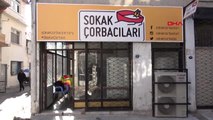 İzmir'de Evsizlere Sıcak Çorba Yapıp Dağıtan Sibel, Ölüm Yıl Dönümünde Anıldı