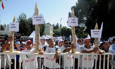 KKTC'de hükümet karşıtı protesto