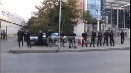 Report TV - Sot pretenca për Emiljano Shullazin dhe bandën e tij, policia 'blindon' Krimet e Rënda