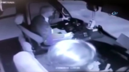 Otobüs şoföründen genç kıza taciz kamerada