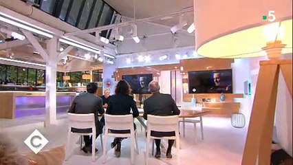 L'émouvant hommage d'Anne-Elisabeth Lemoine hier soir à Charles Aznavour qui était son invité vendredi