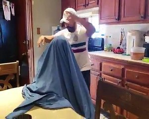 Sihirbazlık Yapıp Teyzeyi Yok Edecem Derken Kafası Kırılan Adam :) :) :)