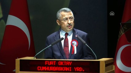 Cumhurbaşkanı Yardımcısı Oktay: 'Darbe girişimine teşebbüs edenler ruhlarını ve bedenlerini Pensilvanya'daki haine 1 dolara satmış iradesizler, acizler ve satılık zavallılardı' - İSTANBUL