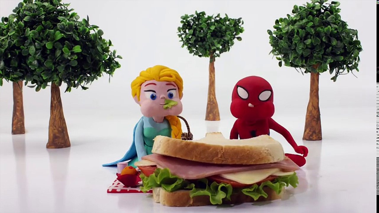 Tv cartoons movies 2019 Frozen Elsa & Hulk Play Pac-Man Game ❤ Superhero Play Doh Cartoons & Stop Motion Movies