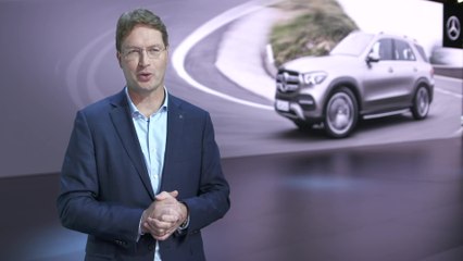 Mercedes-Benz at the 2018 Paris Motor Show - Interview Ola Källenius