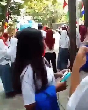 Boleh tahan jugak bob ni mempedajai awek min. Seronok ye bobKau tunggu balasan kau dah sampai..cash kat situ jgak..nak tahu saksikan