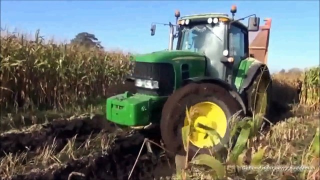 Tracteurs et Camions Dans la Boue _ 2 Accidents Véhicules Lourds