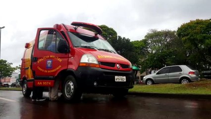 Mulher fica ferida em ocorrência de trânsito na Av. Piquiri