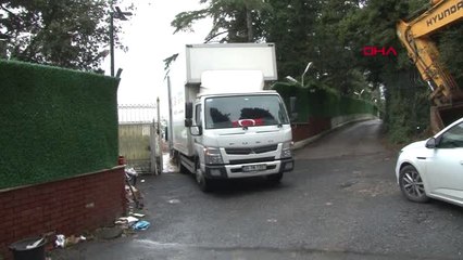 İstanbul Adnan Oktar'ın Kandilli'deki Villasını Boşaltma İşlemi Sürüyor