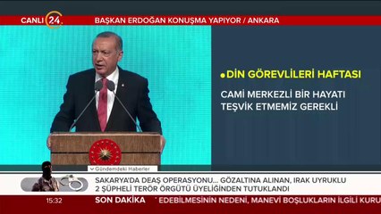 Din görevlileri Külliye'de