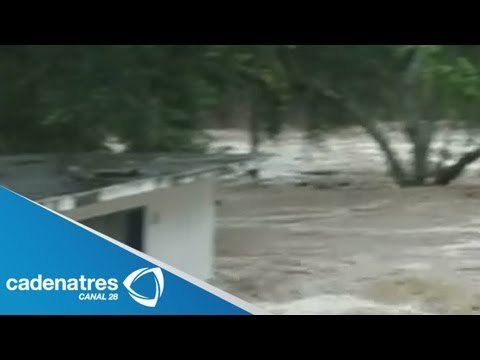 Se desbordan río en Morelos y se inunda Cuernavaca y el puente de Ixtla